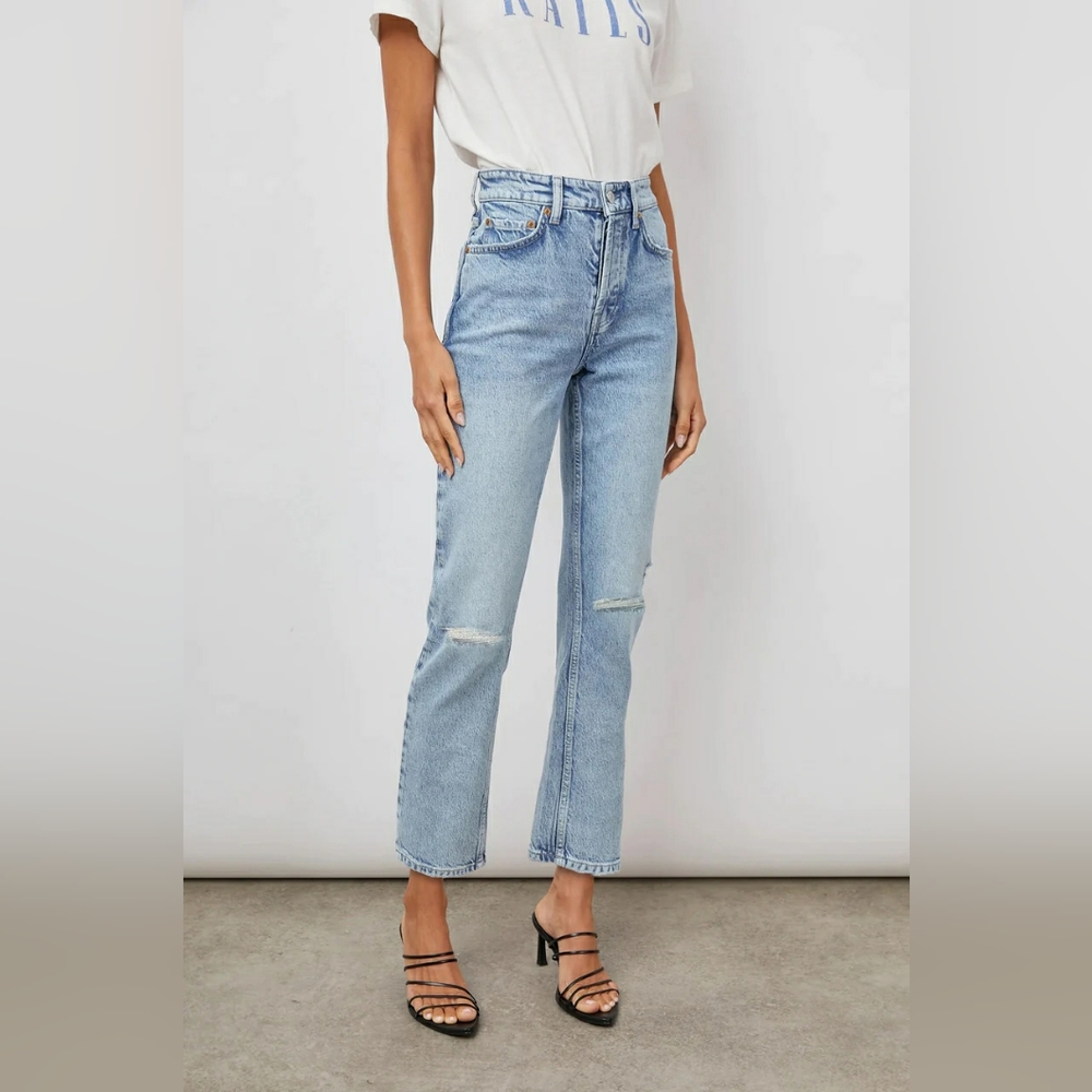 NWT Rails Culver Slim Straight Light Wash Snowbird Distress Jeans Sz 28